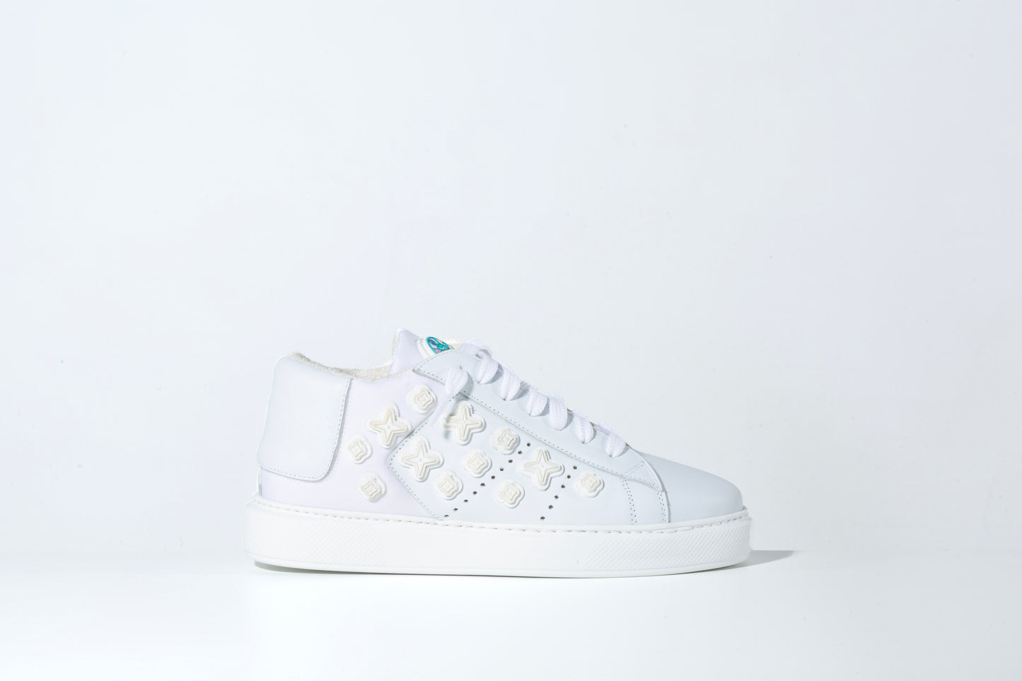 STARRY LOW WHITE