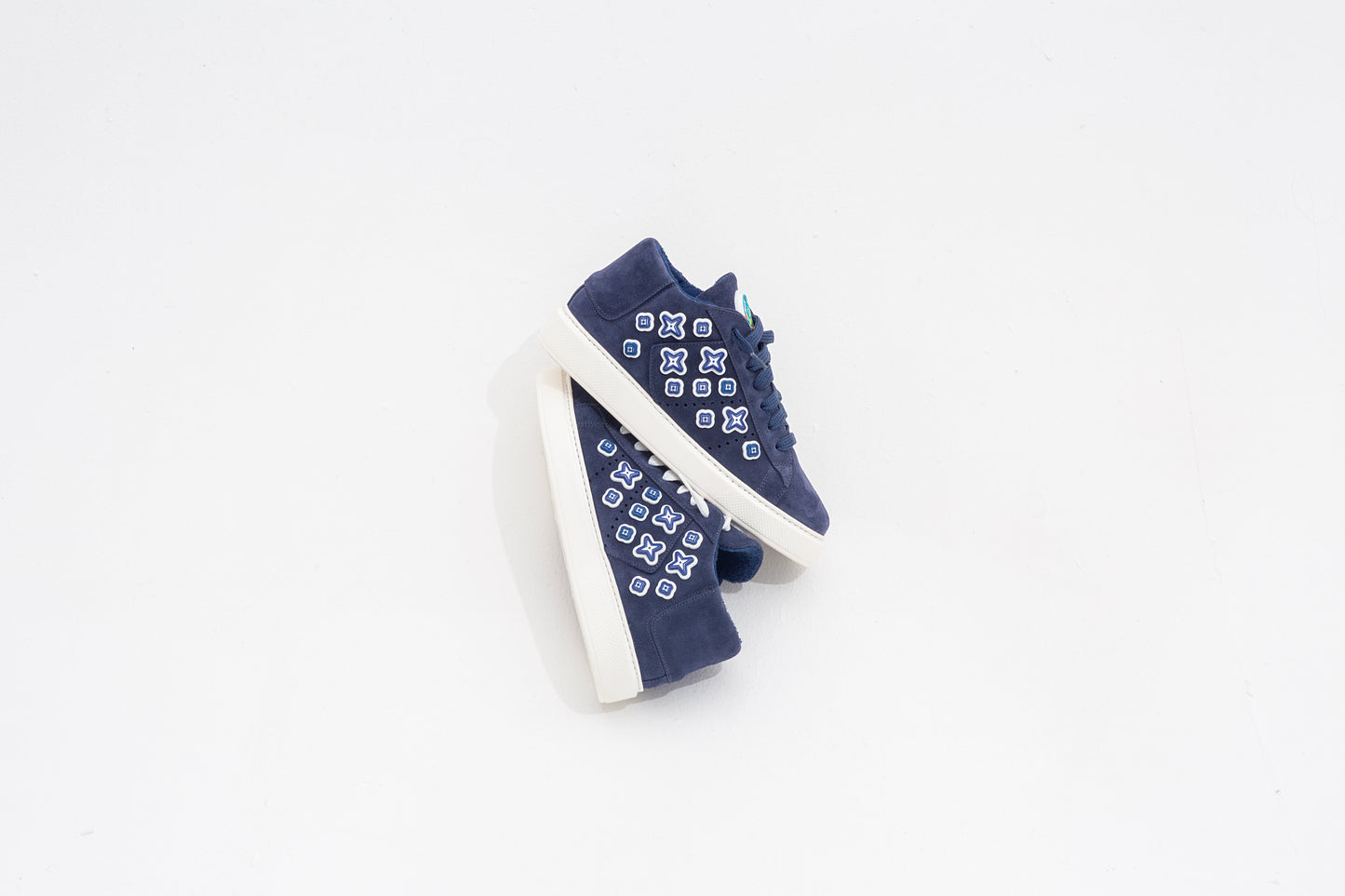 STARRY LOW BLUE
