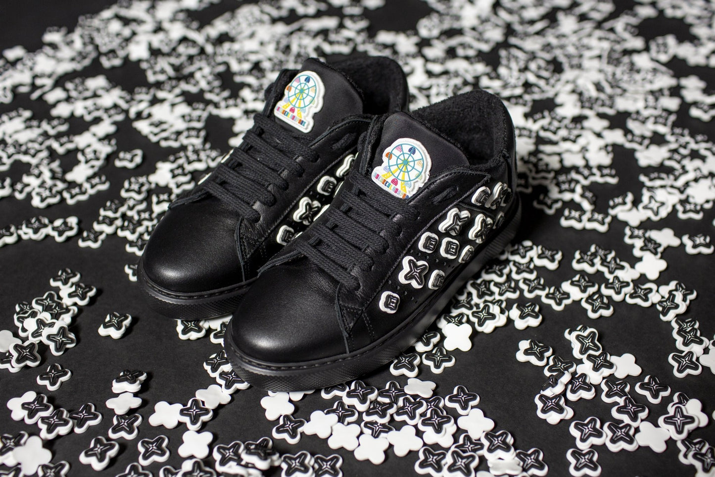 STARRY LOW LETTERS - sneakerlunapark