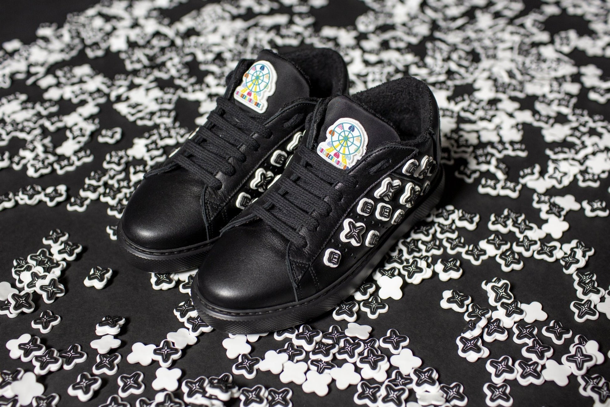 STARRY LOW LETTERS - sneakerlunapark