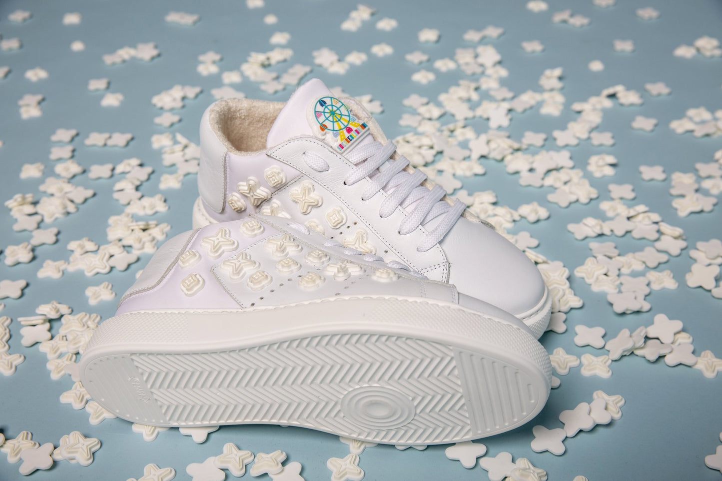 STARRY LOW WHITE - sneakerlunapark