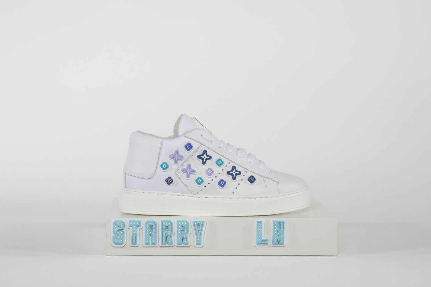 STARRY LOW WHITE MULTIBLUE - sneakerlunapark