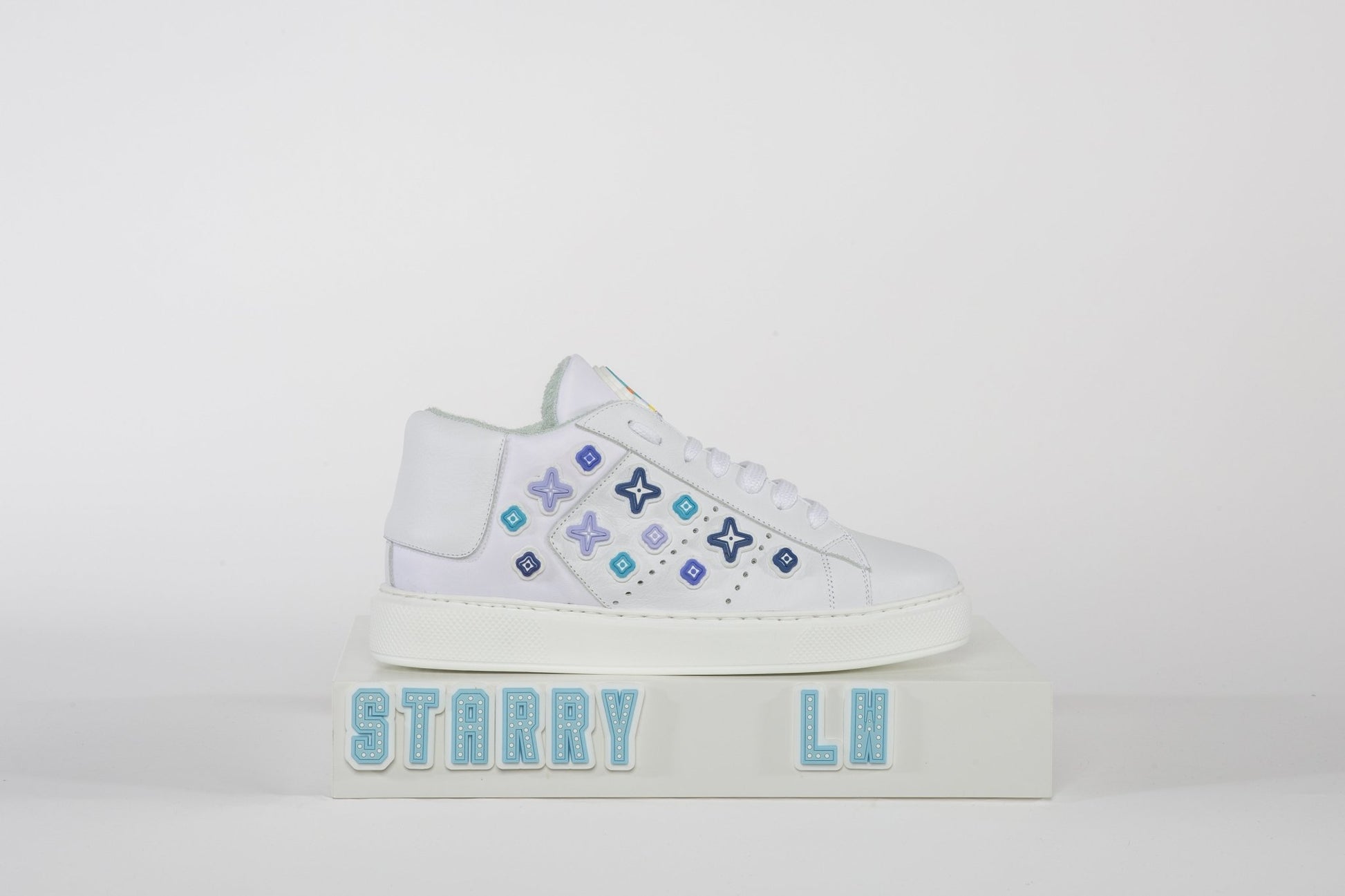 STARRY LOW WHITE MULTIBLUE - sneakerlunapark