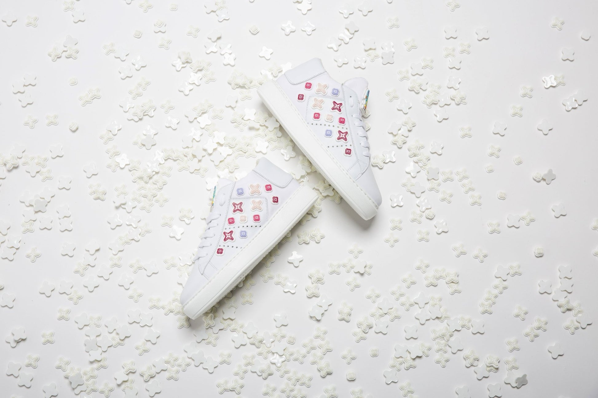 STARRY LOW WHITE MULTIBORDEAUX - sneakerlunapark